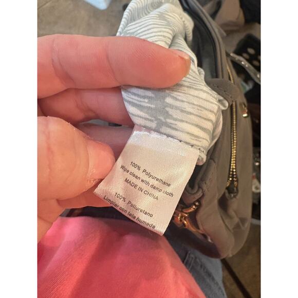 Violet Ray Women's Kendall Backpack, Grey NEW - Picture 6 of 9